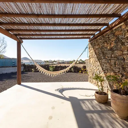 Holiday home Rustic With Pool In Center *