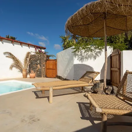 Rustic With Pool In Center Holiday home *