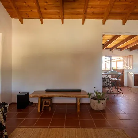 Holiday home Rustic With Pool In Center *