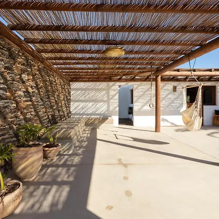 Casa vacanze Rustic With Pool In Center Lajares